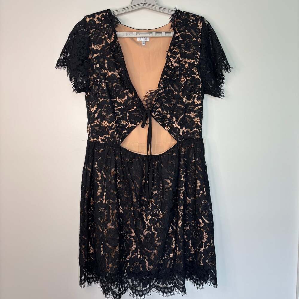 Tobi NEW tie front short sleeve midi womens L black lace lined cocktail